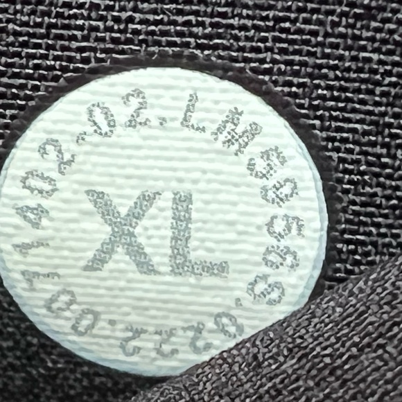 Lululemon black surge jogger pants xl extra large - Picture 8 of 8